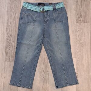 Vintage Denim Cropped Jeans with Teal Belt